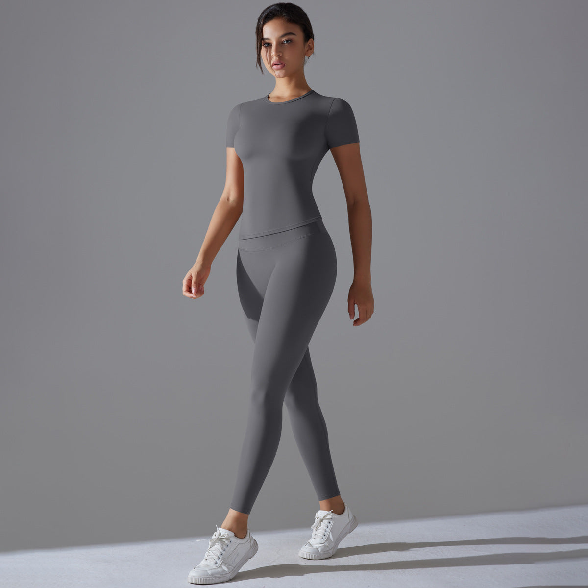 Women's Solid Color Quick-drying Yoga Clothes Short-sleeved Trousers Sports Suit