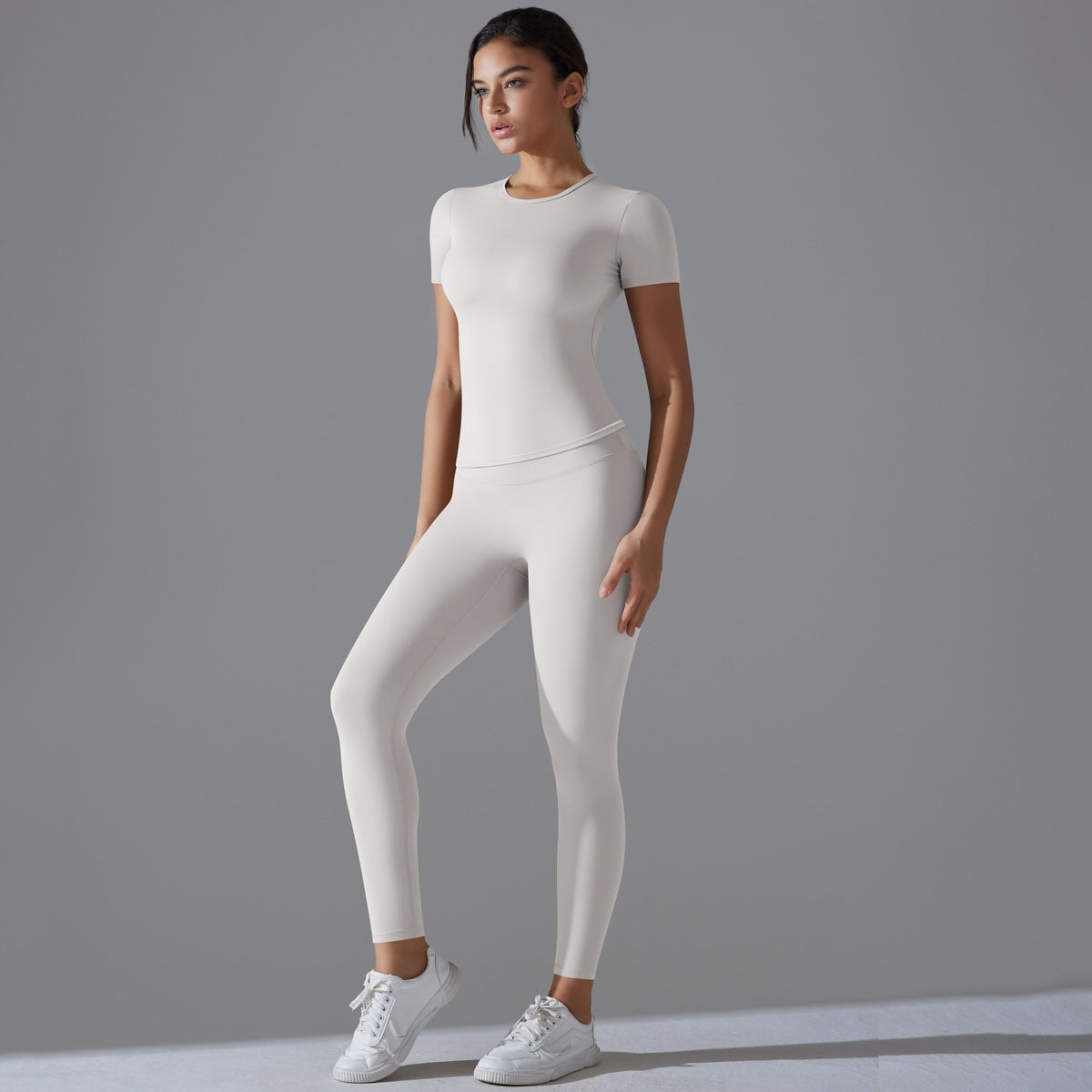 Women's Solid Color Quick-drying Yoga Clothes Short-sleeved Trousers Sports Suit